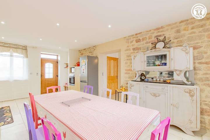Gîte pour 6 personnes, avec Terrasse et Jardin
