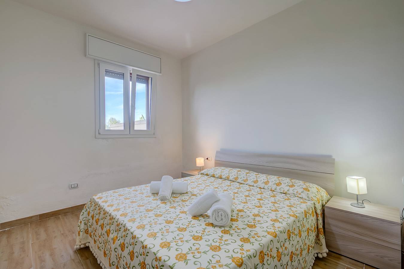 Apartamento entero, Le Bianche Apt1 with Garden Near The Sea in Manduria, Golfo de Tarento