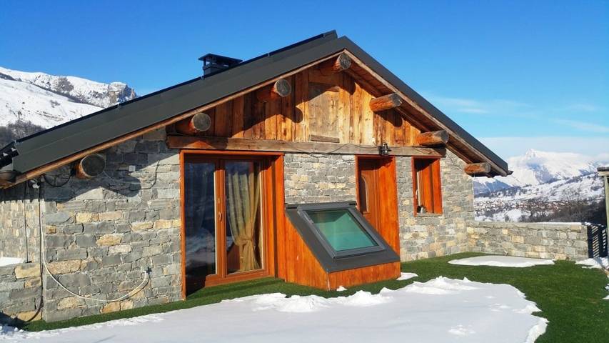 Gîte pour 4 personnes, avec balcon/terrasse et terrasse, animaux acceptés à Saint-Martin-de-Belleville - 2