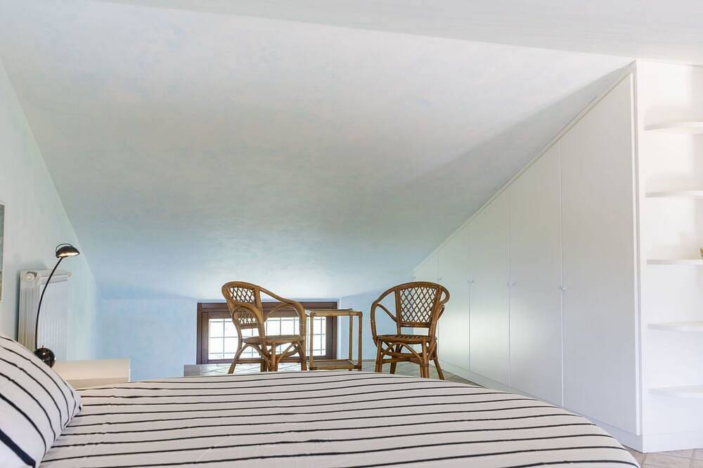 Alleinstehendes Ferienhaus mit privatem Pool,  W-Lan, Klimaanlage, Tv, Innenhof, Haustiere erlaubt in Trevignano Romano, Braccianosee