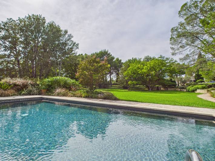 Location de vacances pour 6 personnes, avec terrasse et jardin à Maussane-les-Alpilles - 2