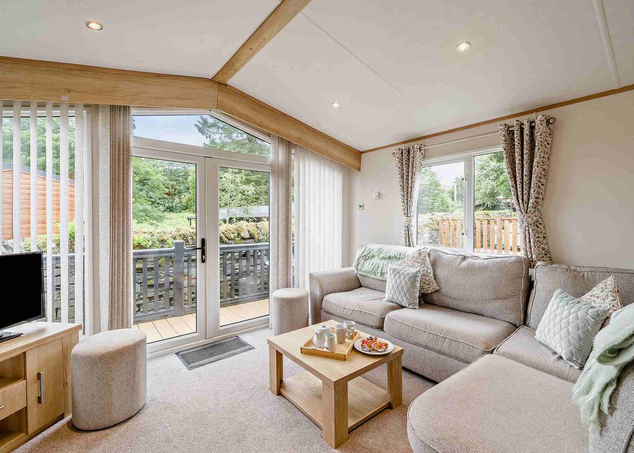 Gold Premium Caravan with ensuite in Bowness-on-Windermere, Lake District