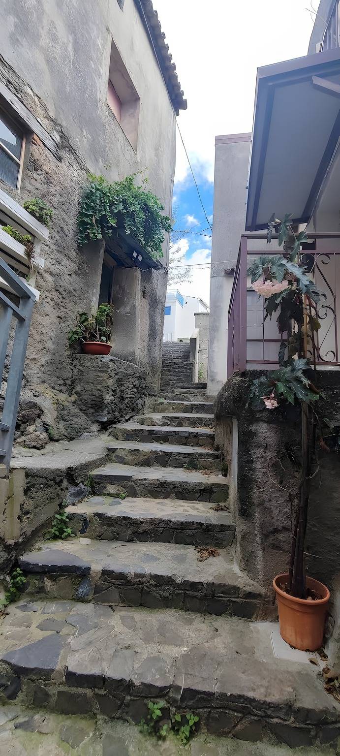 Ganze Wohnung, Maisonette im authentischen Dorf mit Meerblick in Sangineto, Tyrrhenische Küste Kalabrien