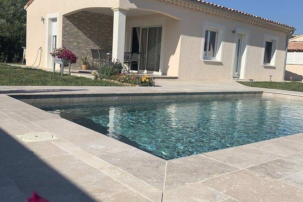 Villa Avec Piscine in Vallon-Pont-d'Arc, Ardèche