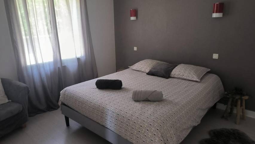 Location de vacances pour 6 personnes, avec jardin, animaux acceptés à Saint-Gervais-la-Forêt - 2