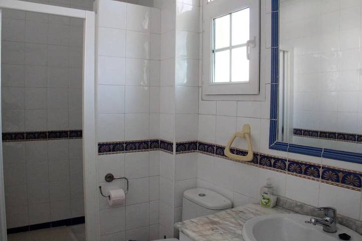 Ganze Wohnung, 2 Bed 2 Bath Apt, Huge Corner Plot, Trampoline, Golf, Sun, Good Food in Brisas y Golf, Orihuela
