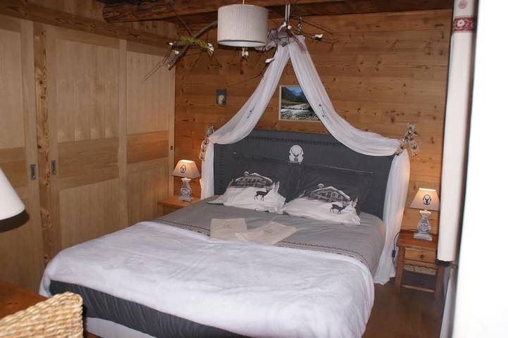 Gîte pour 18 personnes, avec jardin à Ugine - 2