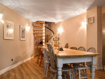 Cottage for 12 People in Swanage, Purbeck Heritage Coast, Photo 3