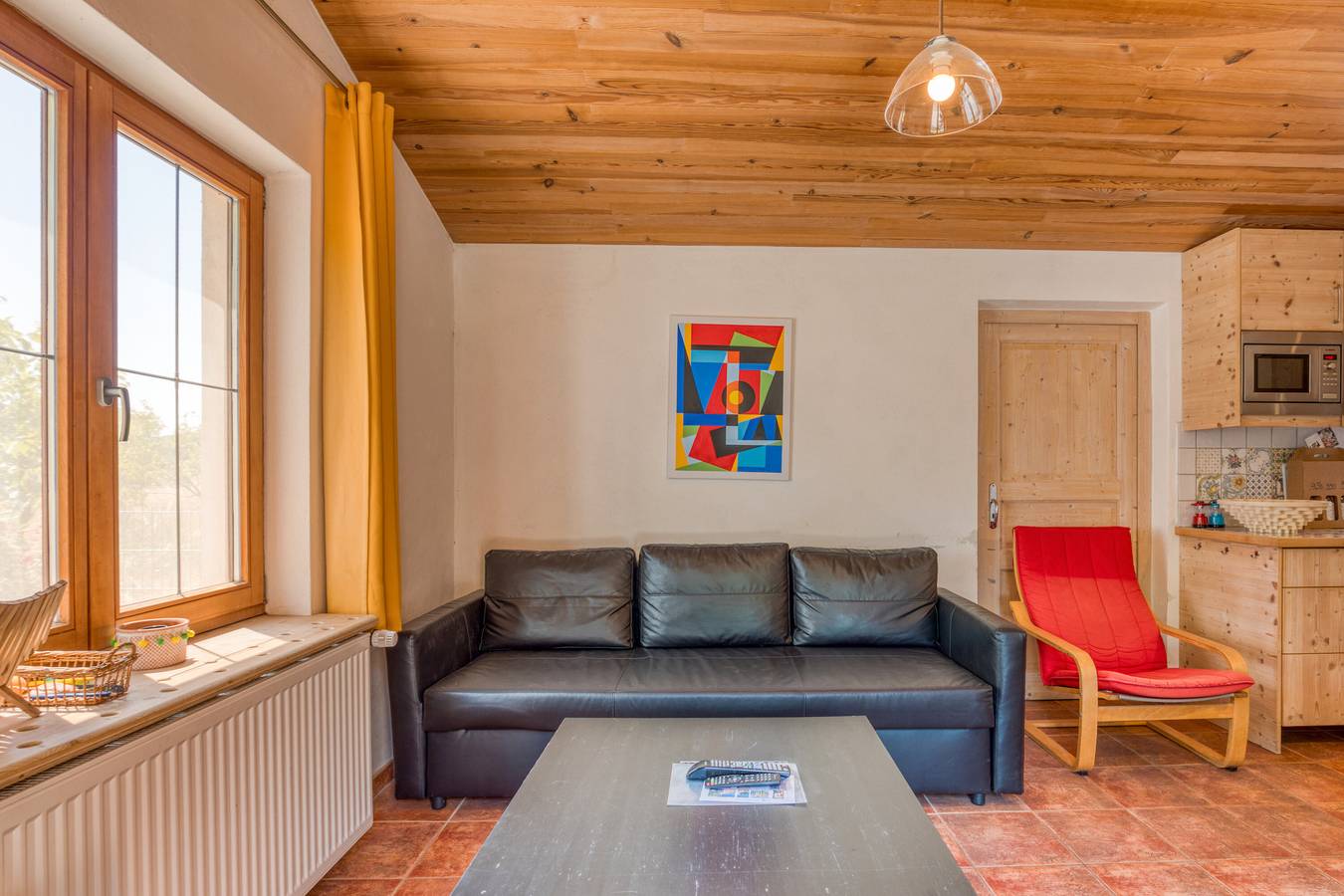 Maison Orange Au Bord De La Rivière avec piscine partagée in Aspiran, Région de Lodève