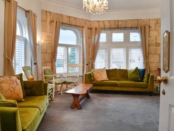 Holiday Rental for 12 People in Swanage, Purbeck Heritage Coast, Photo 3