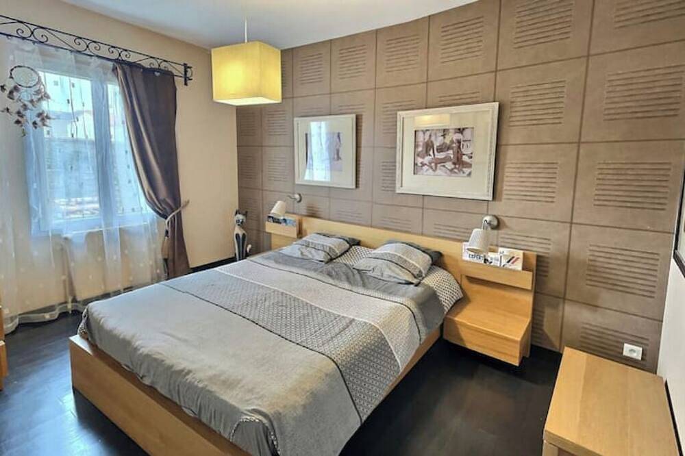 4-bedroom house with pool and jacuzzi in Vallet, Nantes region