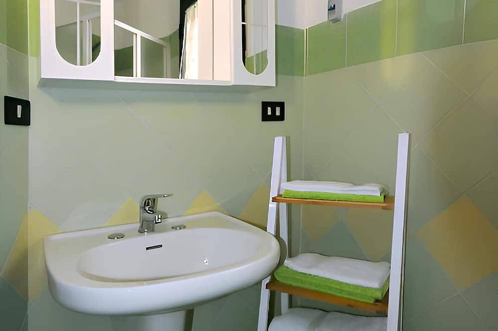 Geheel appartement, Palazzo sul Corso - Spacious apartment in the center of Brindisi in Brindisi, Salento