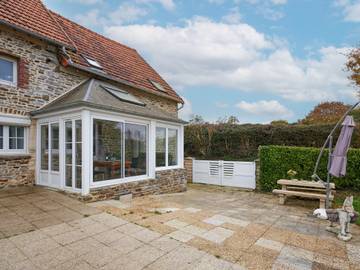 Gîte pour 4 personnes, avec terrasse et jardin dans Port-Bail-sur-Mer