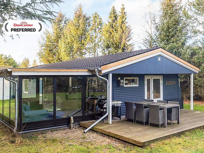 Feriehus for 6 personer, med terrasse, barnevennlig i Hou