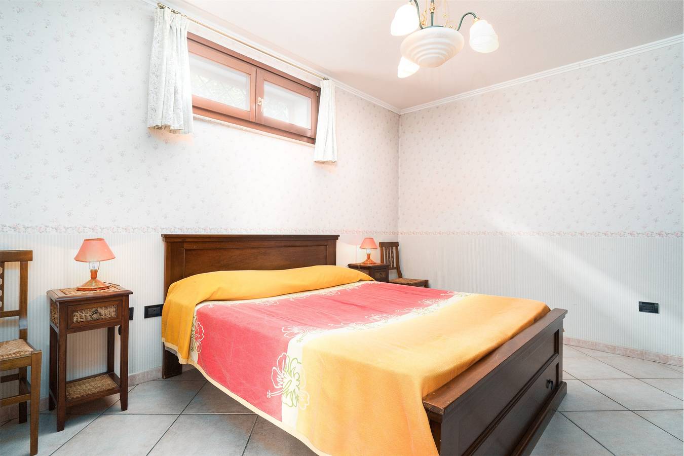 Ganze Wohnung, Ferienwohnung "Komfortables und kühles Souterrain" mit privater Terrasse, Garten und Wlan in Siniscola, Nuoro Provinz