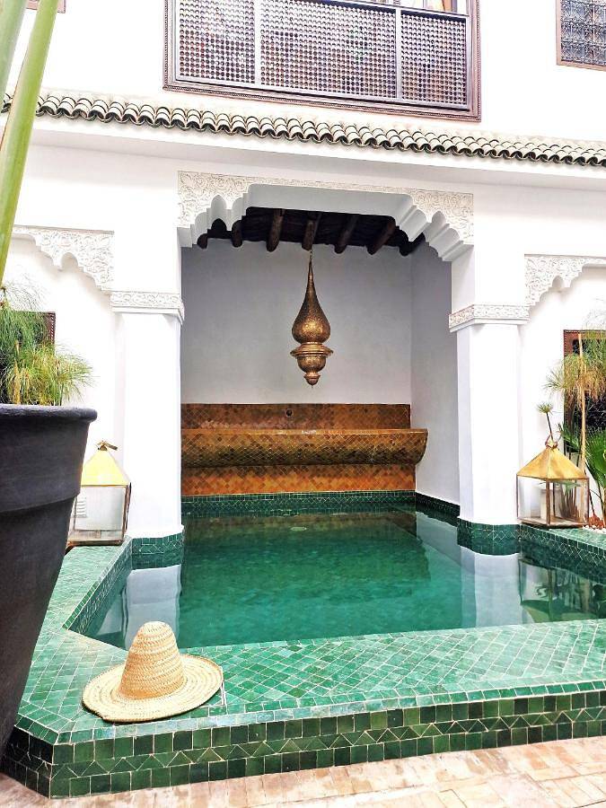 Chambre d’hôte pour 16 personnes, avec piscine ainsi que terrasse et vue à Marrakech - 2