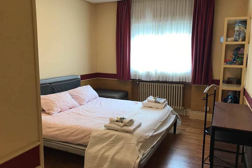 House with large garden and very quiet in Tudela, Navarra Province