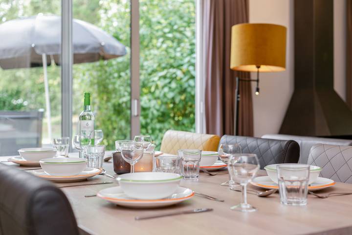 Bungalow pour 6 personnes, avec terrasse et balcon/terrasse - 1