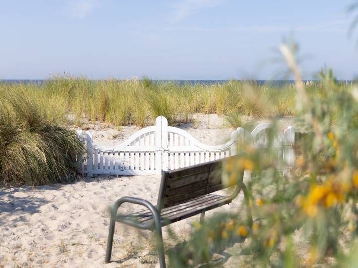 Ferienhaus für 8 Personen, mit Terrasse und Seeblick sowie Garten und Sauna, kinderfreundlich in Lubmin