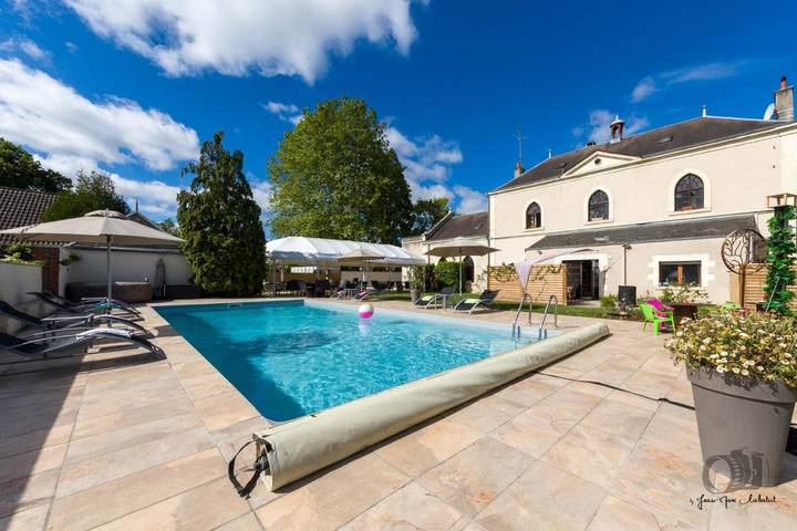 Maison d’hôte pour 2 personnes, avec Terrasse et Jardin à Vignoux-sur-Barangeon