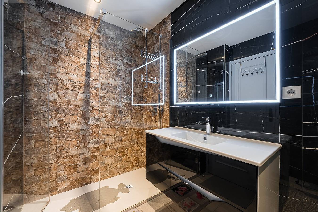 Apartamento inteiro, Guestready - Tranquil Retreat in Vila Nova de Gaia in Gulpilhares e Valadares, Distrito do Porto