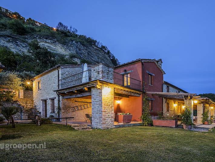 Maison de vacances pour 20 personnes, avec balcon/terrasse ainsi que terrasse et piscine - 1