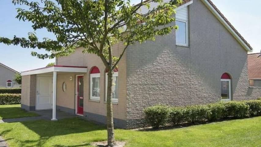 Ferienhaus für 8 Personen, mit Garten in Renesse