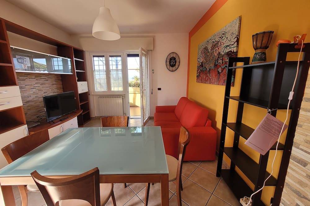 Sea View Beach Apartment 300 meters from the sea Anzio in Anzio, Rome Province