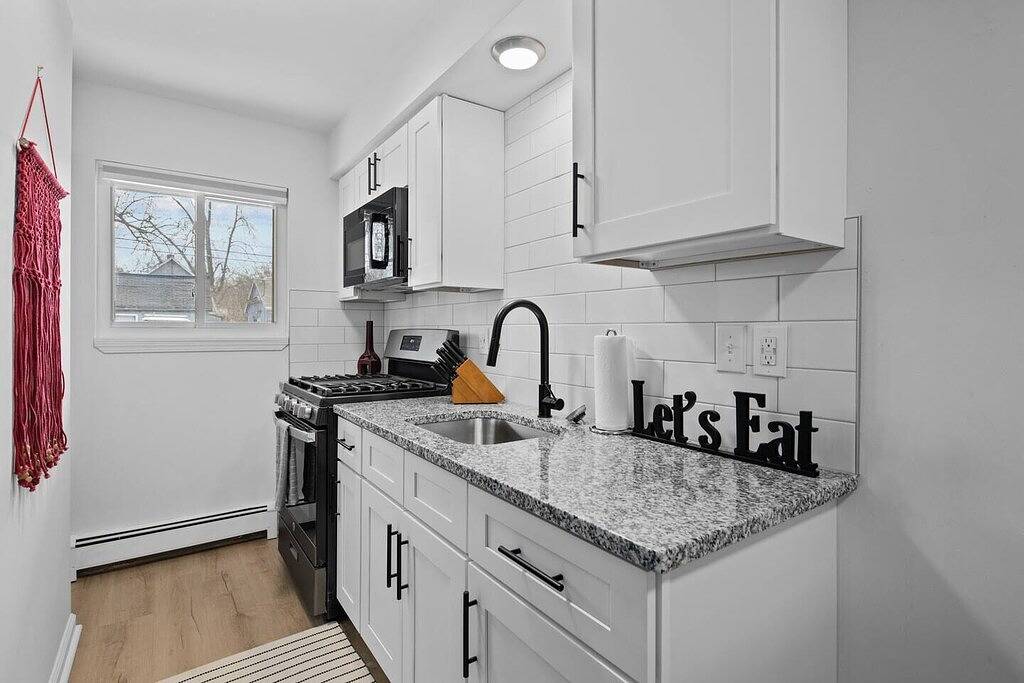 Ganze Wohnung, Cozy Modern 1Br Close to Downtown in Mount Clemens, Lake St. Clair