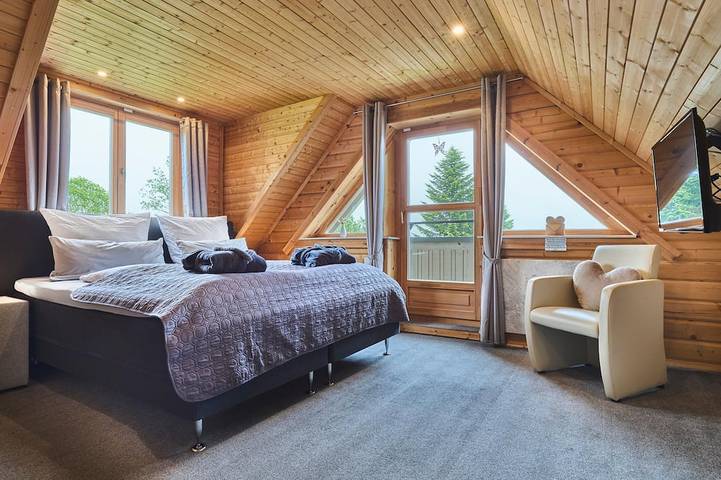 Ferienwohnung für 2 Personen, mit Balkon und Garten sowie Whirlpool in Mauth - 2