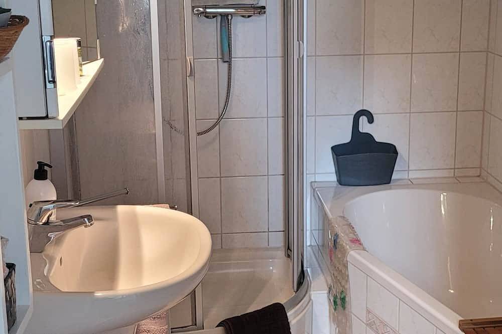 Ganze Wohnung, Ferienwohnung im Thüringer Wald Friedrichroda Ot Ernstroda in Friedrichroda, Gotha und Umgebung