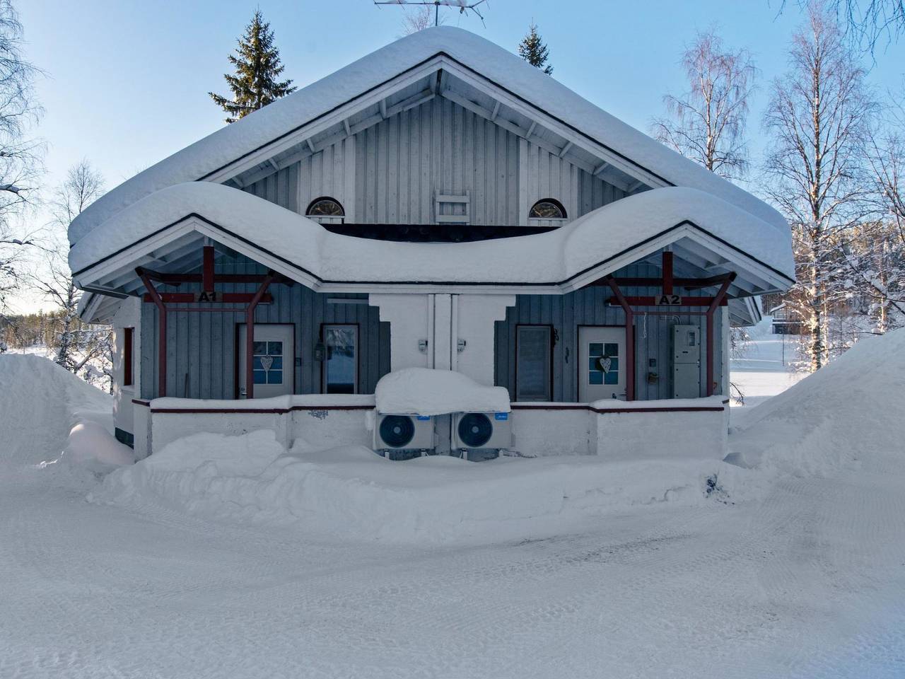 Hallantytär a2 paritalo in Ukkohalla, Kainuu