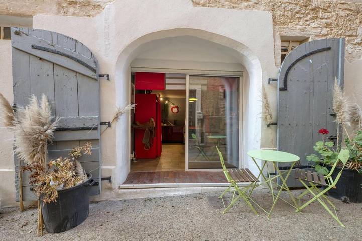 Gîte pour 2 personnes, avec Vue à Alignan-du-Vent