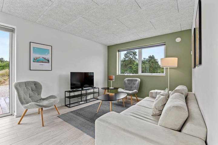 Villa für 10 Personen, mit Balkon/Terrasse und Whirlpool sowie Sauna in Biikebrennen - 2
