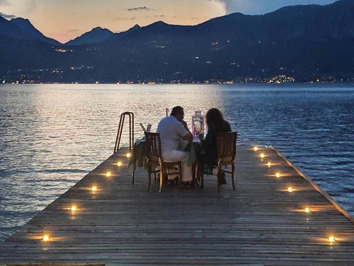 Hôtel pour 2 personnes, avec piscine et vue sur le lac ainsi que vue et jardin