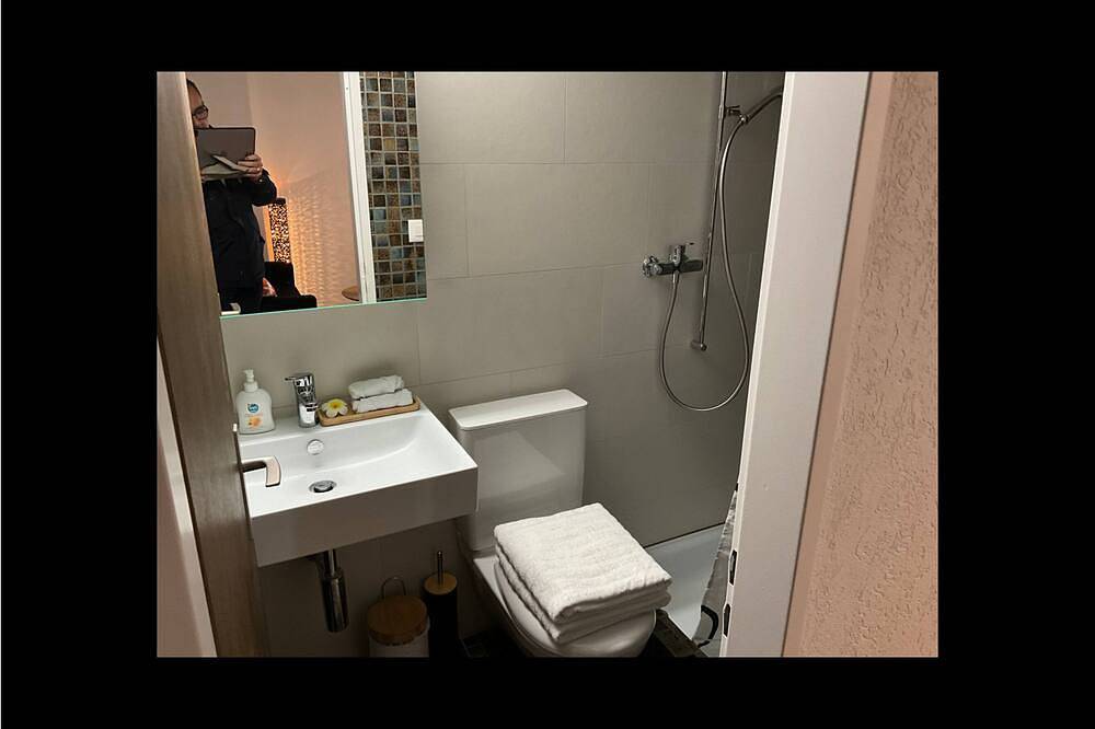 Appartamento intero, 1 bedroom apartment in kriens in Kriens, Lago dei Quattro Cantoni