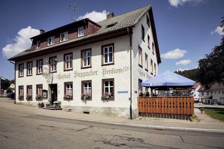 Pension, avec Balcon/Terrasse ainsi que Terrasse et Jardin