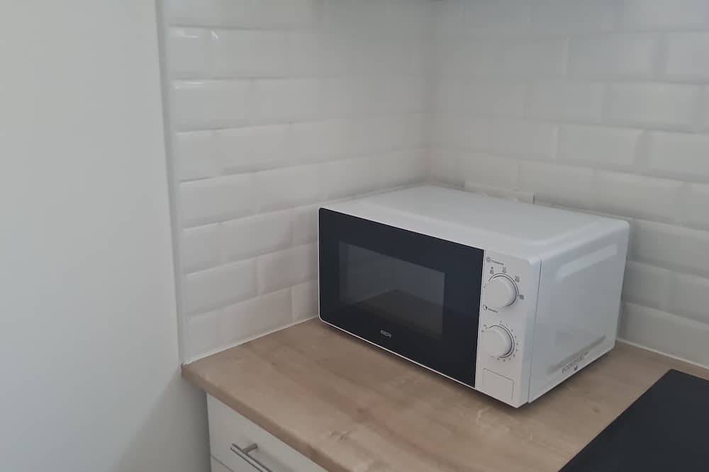 Entire apartment, Apartment just outside Paris in Noisy-le-Sec, Seine-Saint-Denis