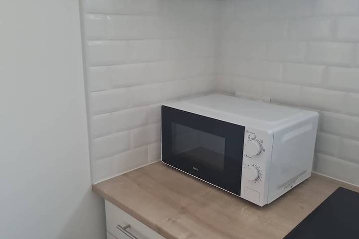 Ganze Wohnung, Apartment just outside Paris in Noisy-le-Sec, Seine-Saint-Denis