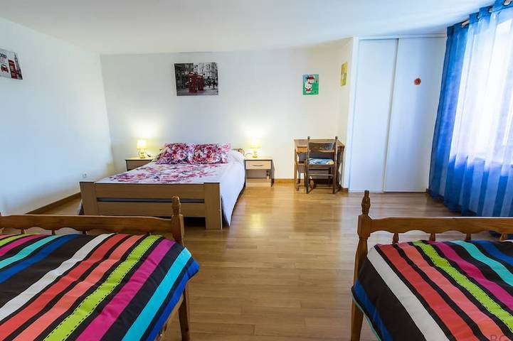 Location de vacances pour 6 personnes, avec piscine à Brotte-lès-Ray - 2