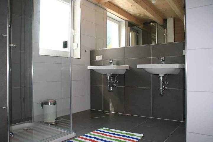 Villa mit pool für 10 Personen, mit Balkon und Sauna sowie Pool und Garten in Österreich - 3