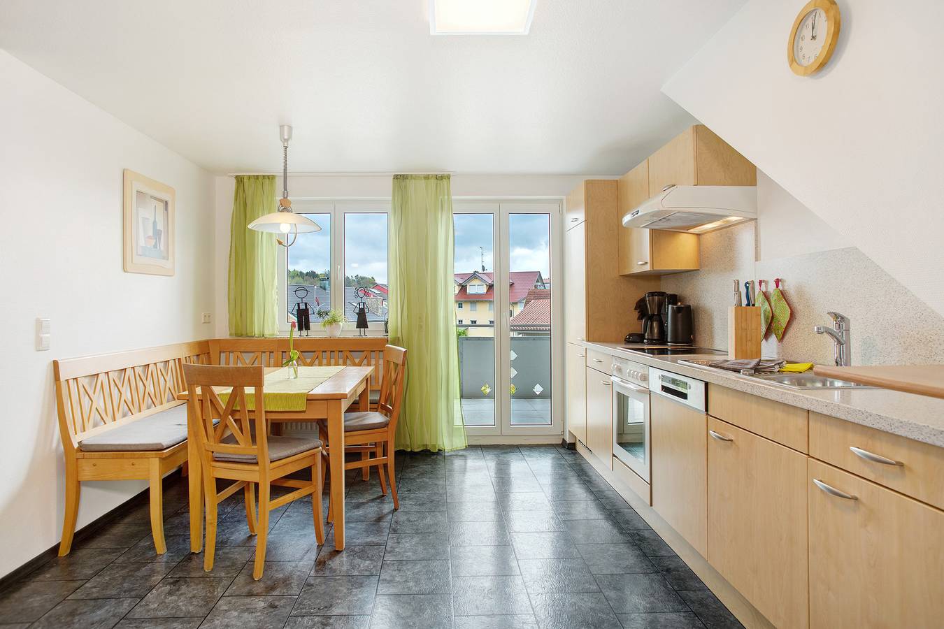 Ganze Wohnung, Ferienwohnung 5" mit Gemeinschaftsgarten, Balkon und Wlan in Wasserburg (Bodensee), Bayerisch Schwaben
