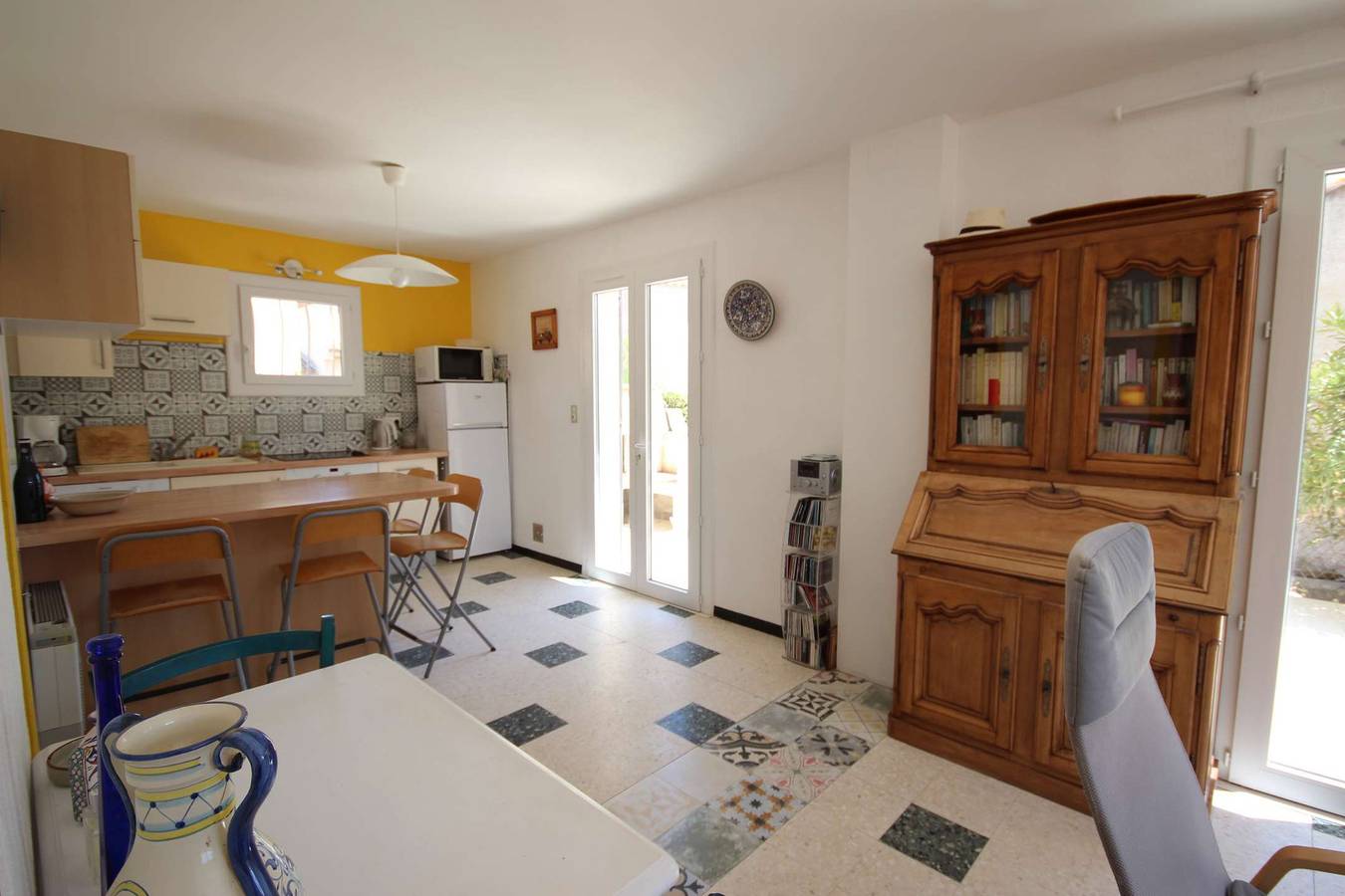 Entire holiday apartment, Individual Villa for family of 8 people, only 80m from the beach of Portiragnes plage in Portiragnes Plage, Portiragnes