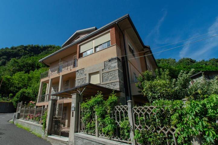 Appart’hôtel pour 4 personnes, avec vue ainsi que terrasse et jardin, animaux acceptés