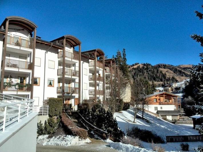 Apartamento para 4 personas, con jardín y vistas, Se admiten mascotas en Badia