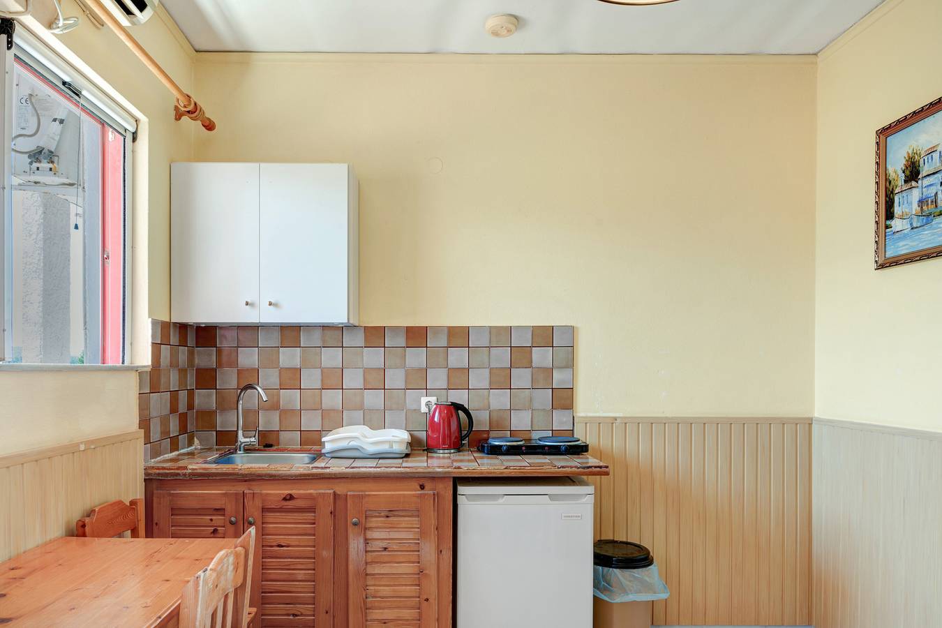 Ganze Wohnung, Ferienwohnung 'Golden Sun Two-bedroom Apt 2' mit Meerblick, Gemeinschaftspool und Wlan in Tigaki, Kos