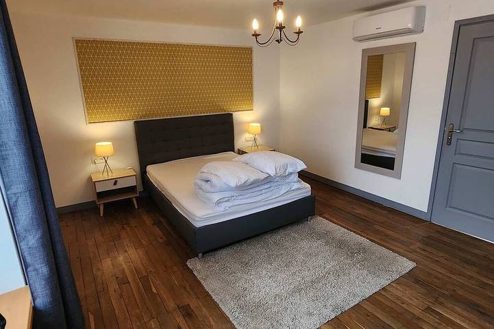 Gîte pour 9 personnes, avec jardin dans Saint-Germain (Vienne)
