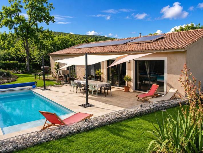 Villa for 8 people, with garden and pool, with pets - 1