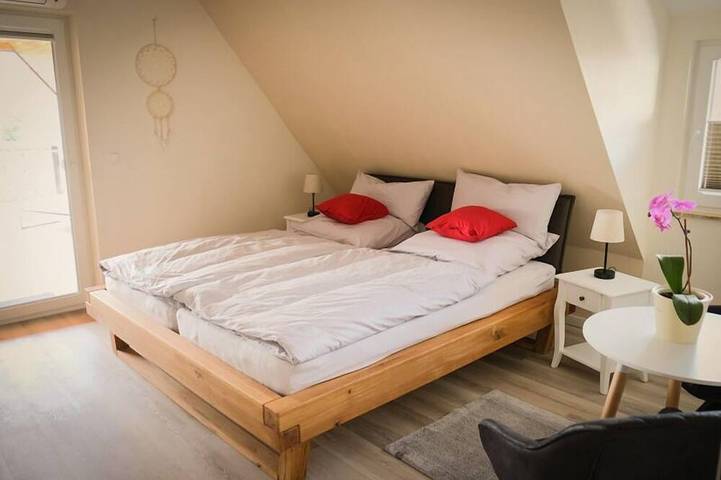 Ferienwohnung für 4 Personen, mit Balkon und Garten - 1