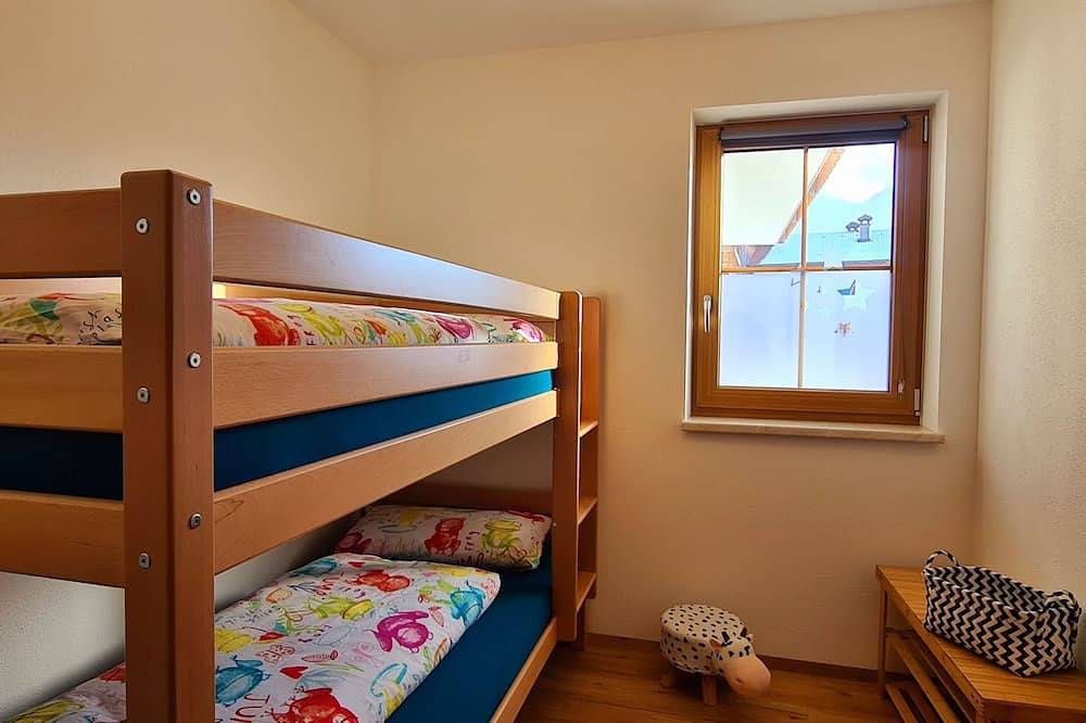 Ganze Wohnung, Fewo Hipp Nr. 2 - 95m² Neubau im Eg mit Terrasse und Bergblick in Top Lage in Halblech, Bayerisch Schwaben